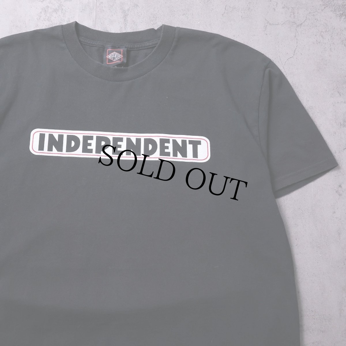 画像1: INDEPENDENT ロゴプリントTシャツ BLACK L (1)