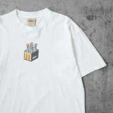 画像2: 90's MOSSIMO USA製 "Poppin' your cork" イラストプリントTシャツ L (2)