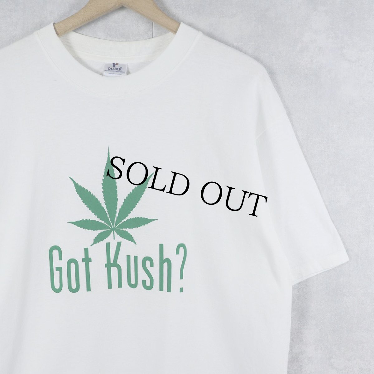 画像1: "Got Kush?" ガンジャ パロディプリントTシャツ L (1)