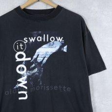 画像1: 90's Alanis Morissette "swallow it down" シンガーソングライタープリントTシャツ BLACK L (1)