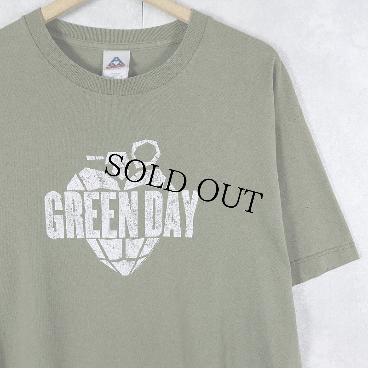 画像1: 2000's GREEN DAY "american idiot" ロックバンドプリントTシャツ L (1)