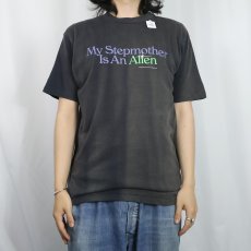 画像2: 80's USA製 "My Stepmother Is an Alien" SFラブコメディ映画プリントTシャツ BLACK L (2)