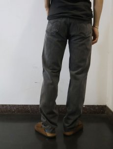 画像4: 90's Levi's 501 "サルファブラック" ブラックデニムパンツ W31 (4)