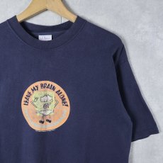 画像1: 2000's SPONGEBOB "LEAVE MY BRAIN ALONE!" キャラクタープリントTシャツ NAVY L (1)