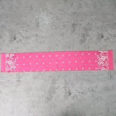 画像2: 70's COLOR FAST USA製 花柄 バンダナ (2)