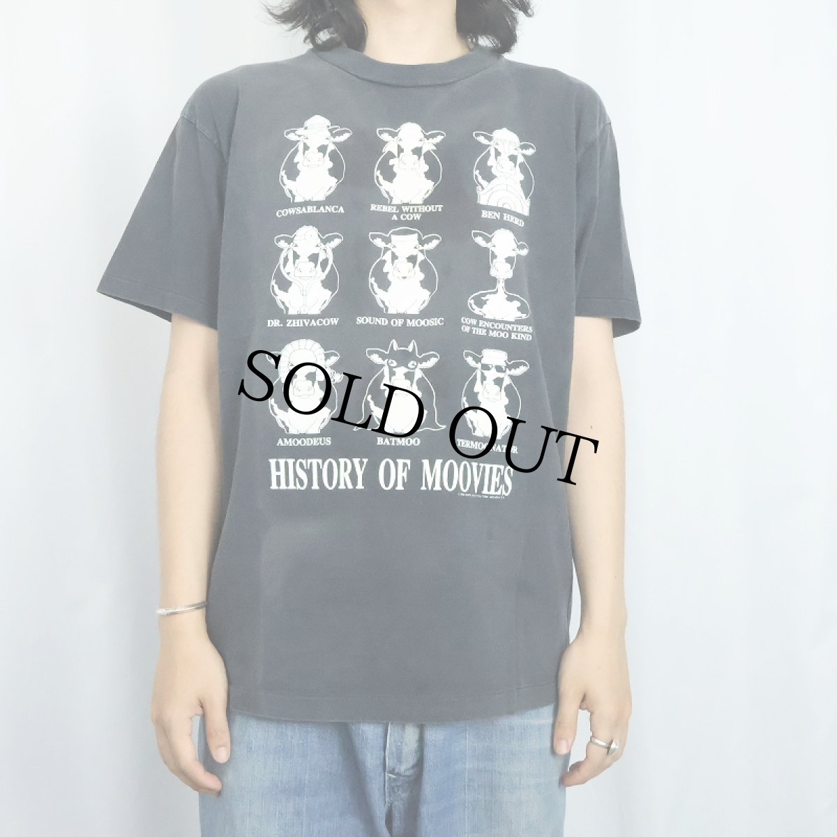 画像2: 90's USA製 "HISTORY OF MOOVIES" パロディプリントTシャツ L (2)