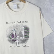 画像1: 90's〜 Edward Gorey "There's No Such Thing...As Too Many Books..." イラストプリントTシャツ L (1)