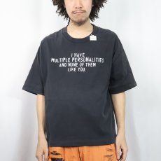 画像2: 90〜2000's "I HAVE MULTIPLE PERSONALITIES...” メッセージプリントTシャツ BLACK (2)