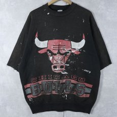 画像1: 90's CHICAGO BULLS USA製 NBAチーム カットオフスウェット BLACK XL (1)