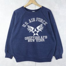 画像1: 70〜80's "U.S. AIR FORCE GRIFFISS AFB NEW YORK" ラグランスウェット NAVY  (1)