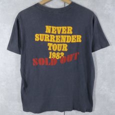 画像2: 80's TRIUMPH USA製 "NEVER SURRENDER TOUR 1983" ハードロックバンドツアーTシャツ BLACK L (2)