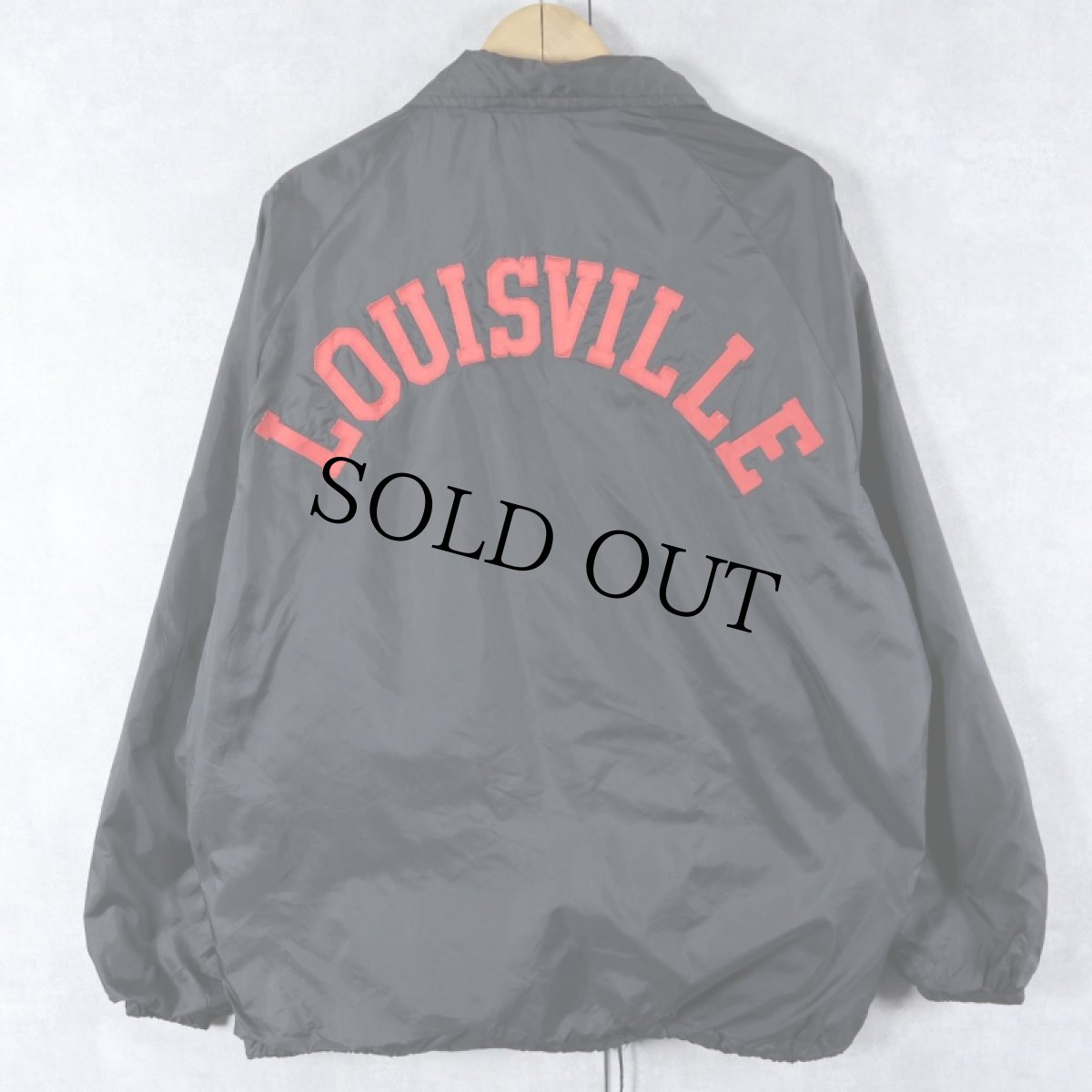 画像2: 60〜70's Champion C中ランタグ "LOUISVILLE" ナイロンコーチジャケット BLACK (2)