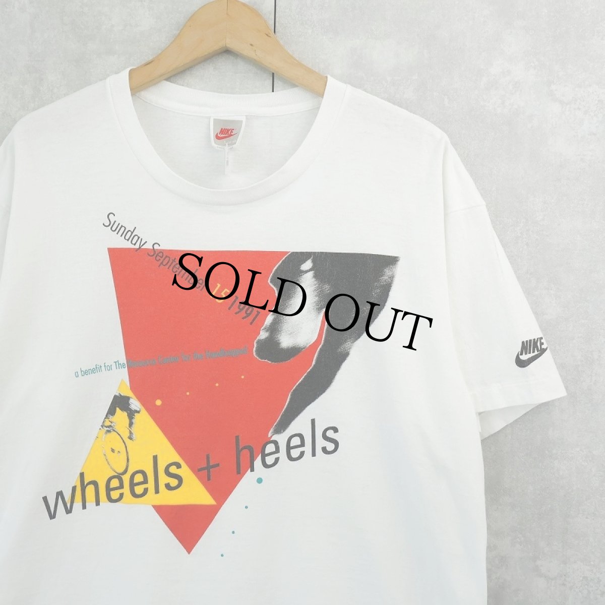 画像1: 90's NIKE USA製 "Wheels And Heels" マラソンプリントTシャツ L (1)