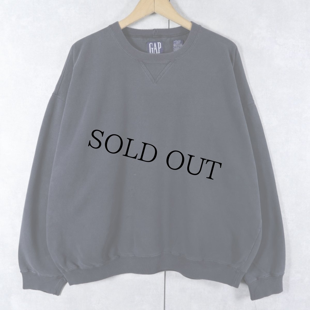 画像1: 90's GAP 前V 無地スウェット BLACK XL (1)