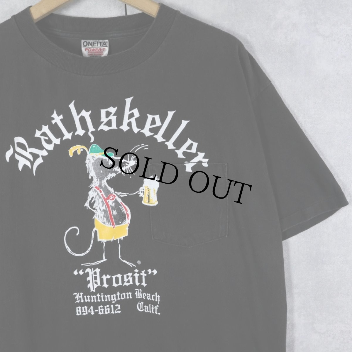 画像1: 90's USA製 "Ratskeller" プリントポケットTシャツ BLACK L (1)