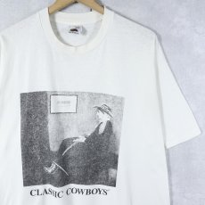 画像1: 90's James McNeill Whistler CANADA製 "CLASSIC COWBOYS" アートパロディプリントTシャツ XL (1)