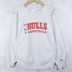 画像1: 90's Champion REVERSE WEAVE USA製 "BULLS BASKETBALL" NBAチーム プリントスウェット L (1)