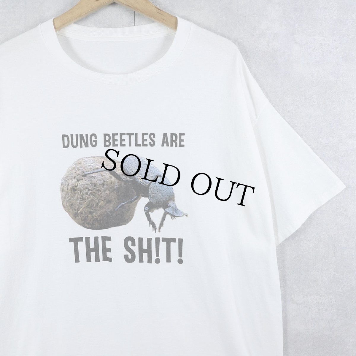 画像1: "DUNG BEETLES ARE THE SH!T!" フンコロガシプリントTシャツ (1)