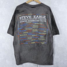 画像2: Steve Earle "I'LL NEVER GET OUT OF THIS WORLD ALIVE" シンガーソングライターツアープリントTシャツ XL (2)
