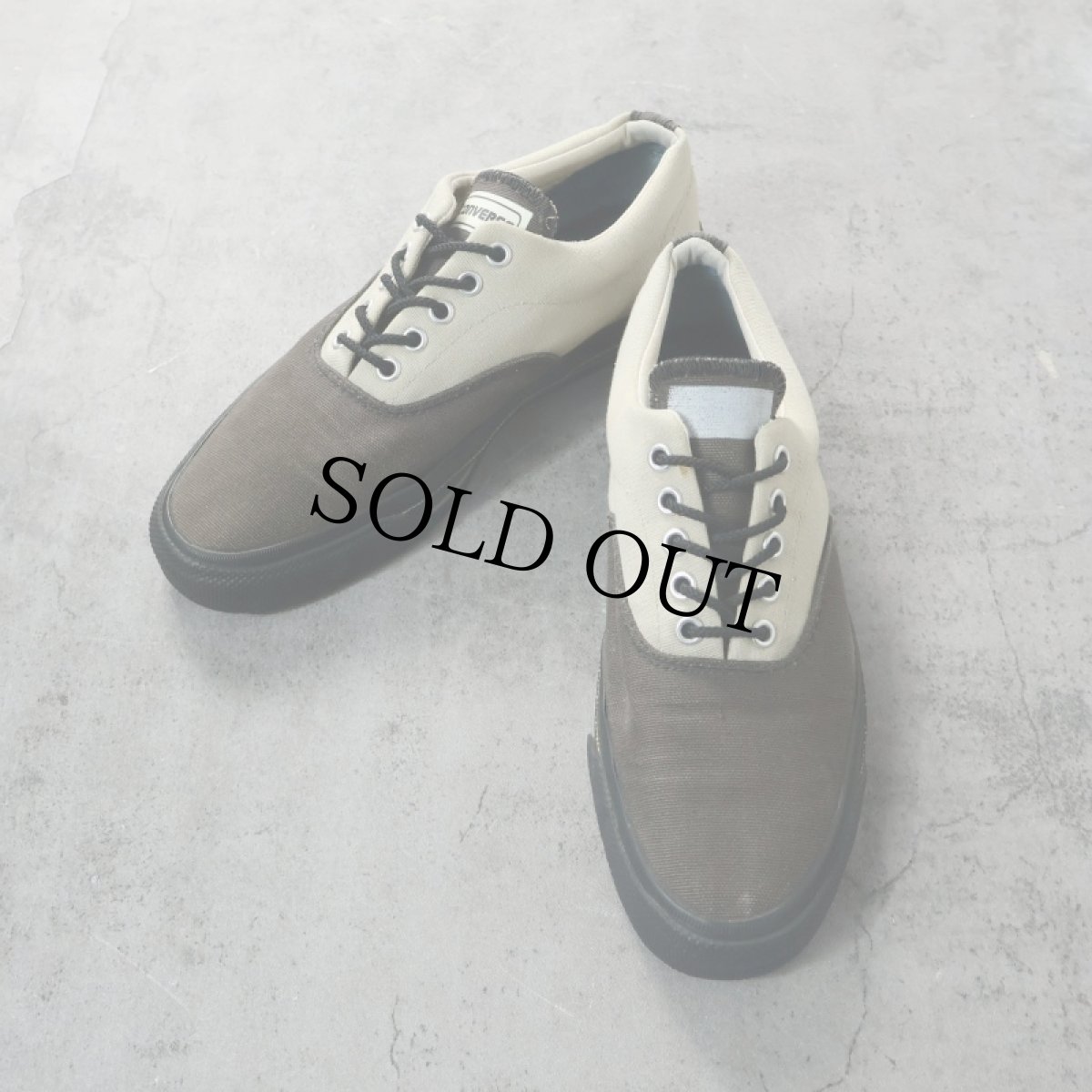 画像1: CONVERSE 2トーン ローカットスニーカー 27cm (1)