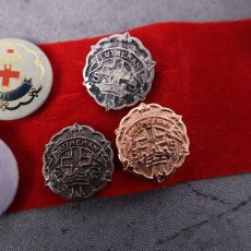 画像4: VINTAGE 缶バッジ&ピンズ セット (4)