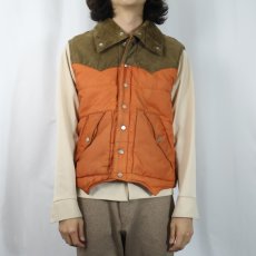 画像2: 70's Elegante コーデュロイ切り替え 中綿入り ウエスタンナイロンベスト M (2)