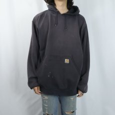 画像2: Carhartt 無地フェードスウェットフーディー BLACK XL (2)