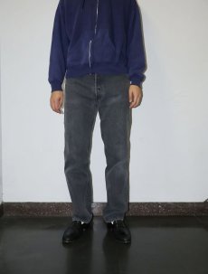 画像2: 90's Levi's 501 USA製 先染め ブラックデニムパンツ W32 (2)