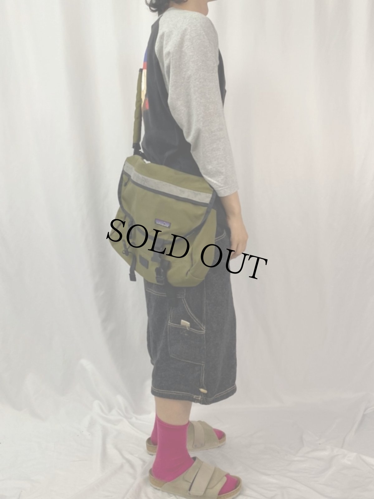 画像2: Patagonia Critical Mass Messenger Bag (2)