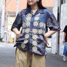 画像4: ink "BANDANA PATTERN SHIRT" BLUE TONE 【M】 (4)