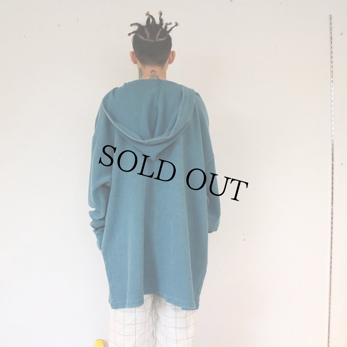 画像4: 90's CONVERSE USA製 エンボスロゴ コットンニットパーカー M (4)