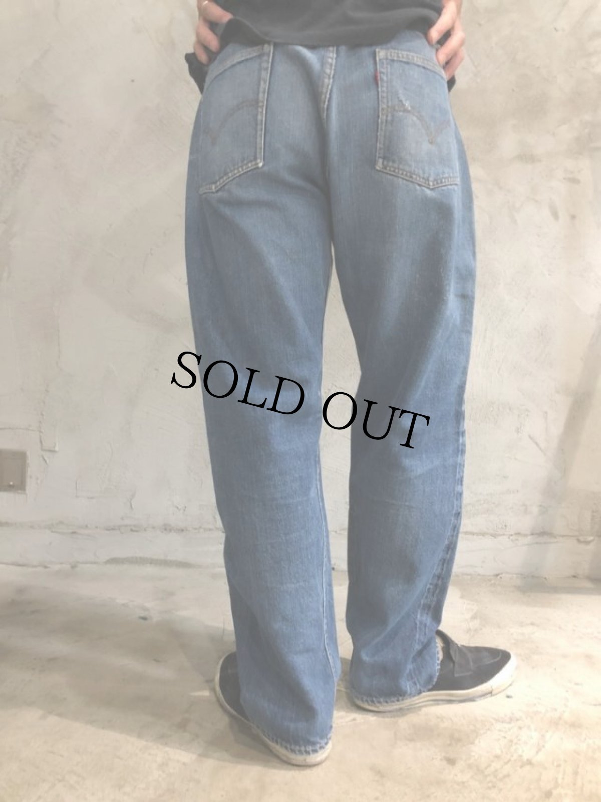 画像4: 60's〜70's LEVI'S 501 USA製 BIGE デニムパンツ W35 (4)