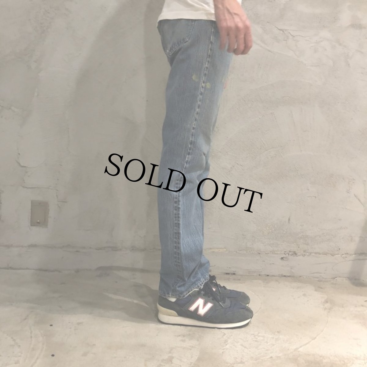 画像4: 60's〜70's LEVI'S 505 BIGE デニムパンツ W30 (4)