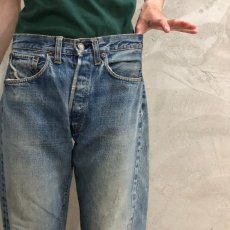 画像8: 60's〜70's LEVI'S 501 BIGE デニムパンツ W31 (8)