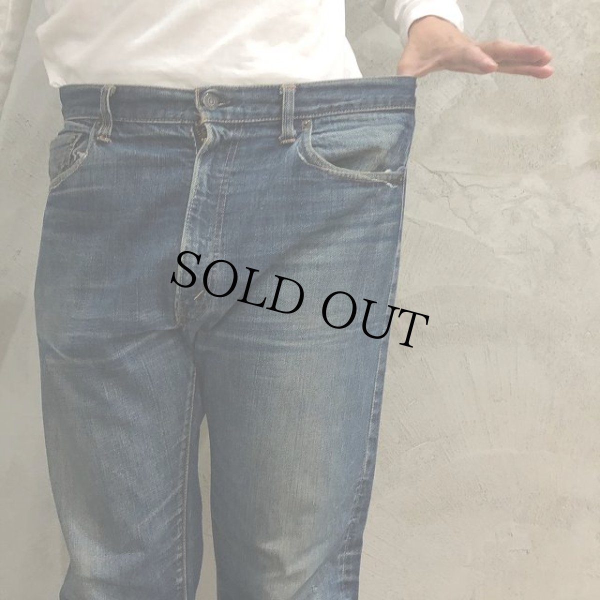 画像8: 60's〜70's LEVI'S 505 BIGE デニムパンツ W37 (8)