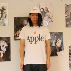 画像2: 80's Apple USA製 "Apple" レインボーロゴTシャツ L (2)