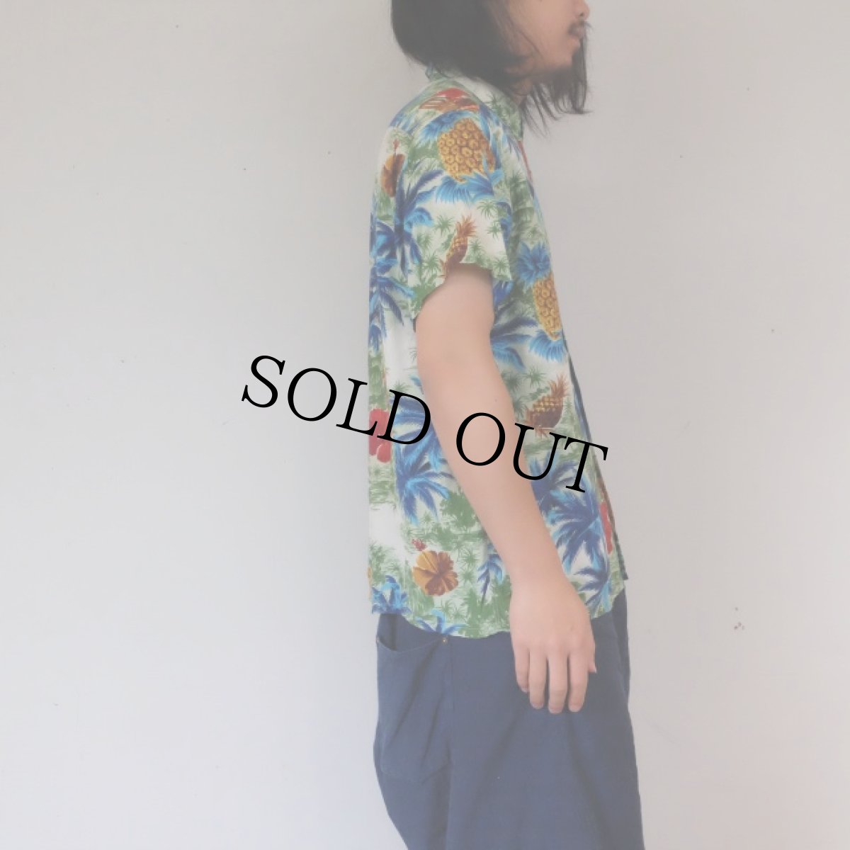 画像4: 60's South Pacific パイナップル×ハイビスカス柄 レーヨンアロハシャツ (4)