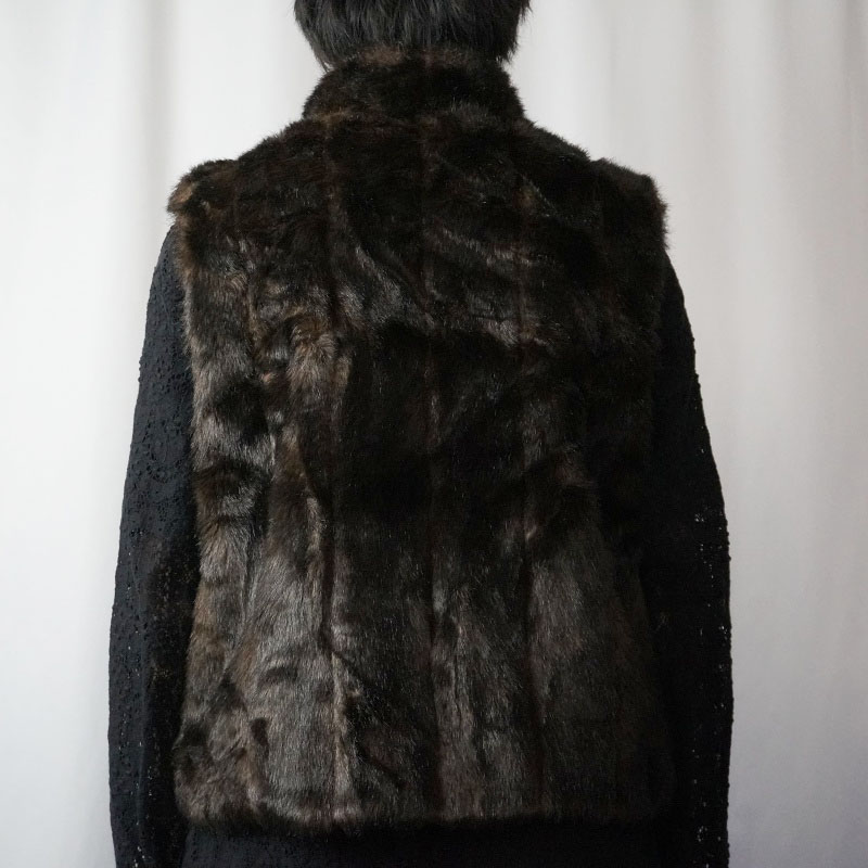 【SALE】 Giacca リバーシブル フェイクファーベスト BROWN L