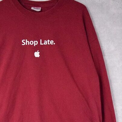 画像1: Apple "Shop Late. Stuff Early." ロゴプリントロンT XL (1)