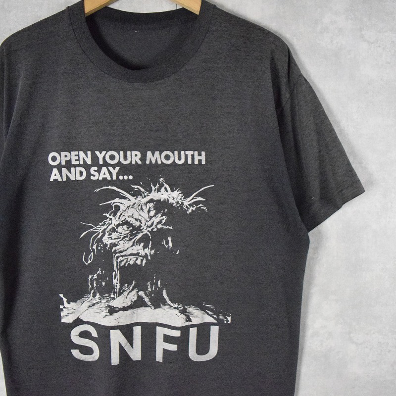 画像1: 90's SNFU ハードコアパンクロックバンドイラストプリントTシャツ BLACK (1)