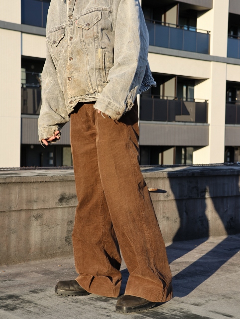 画像1: 70's〜 コーデュロイフレアパンツ BROWN W31 (1)