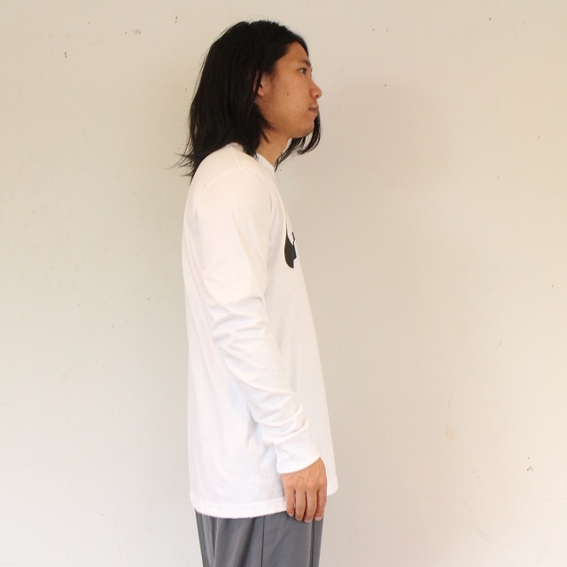 SALE】 NIKE ロゴプリントロンT 未使用 M ナイキ スウッシュ 長袖 